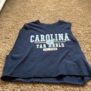 Cute cut off vintage T!